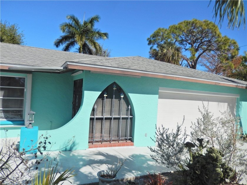 Secluded Retreat tucked away in a Well Established PET FRIENDLY - photo 3