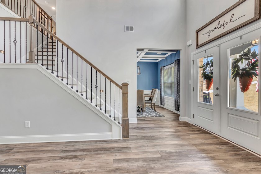 NEWLY CONSTRUCTED Luxury Living on 1.02 Acres | 5 Bedrooms | 4 - photo 12