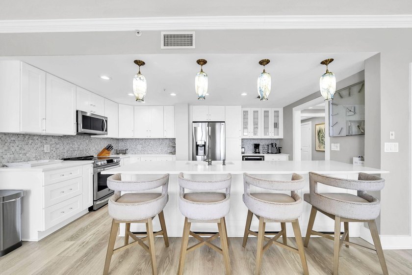 Experience coastal luxury at its finest in this stunning, fully - photo 13