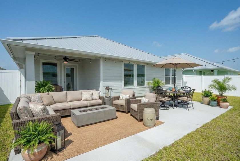 Coastal charm meets modern comfort in The Islands of Rockport! - photo 30