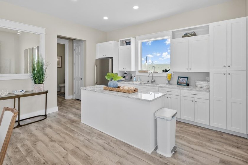 Coastal charm meets modern comfort in The Islands of Rockport! - photo 36