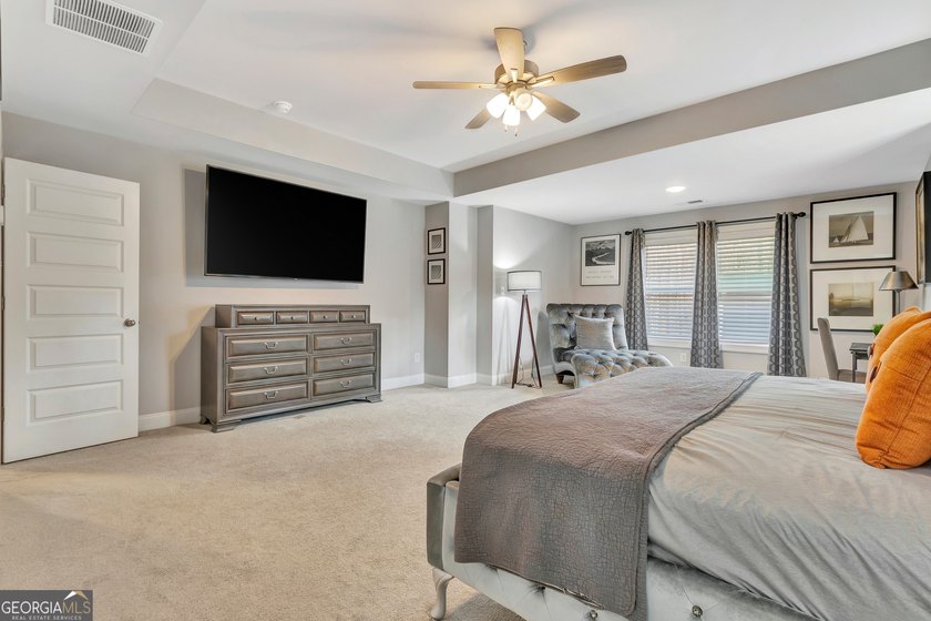 NEWLY CONSTRUCTED Luxury Living on 1.02 Acres | 5 Bedrooms | 4 - photo 46