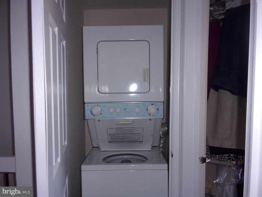 Well maintained 2 Bedroom, 2 Bath Condo available in the - photo 16