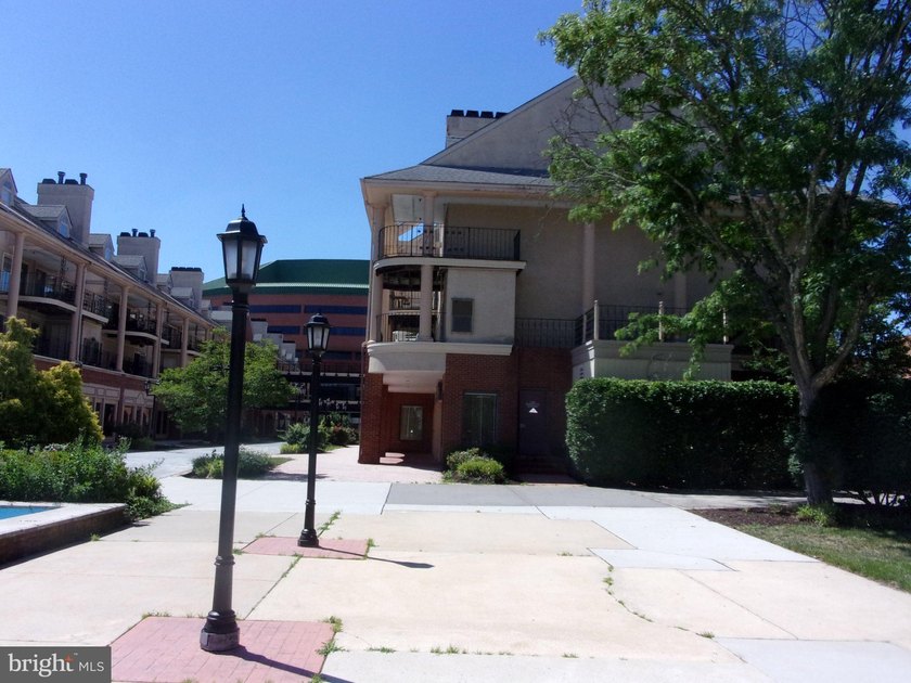 Well maintained 2 Bedroom, 2 Bath Condo available in the - photo 27