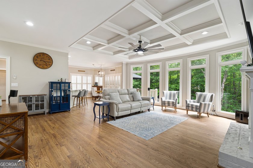 Welcome to your dream home in the prestigious golf community of - photo 33