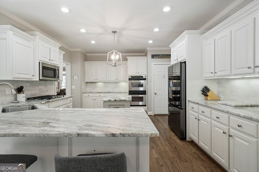 Welcome to your dream home in the prestigious golf community of - photo 45