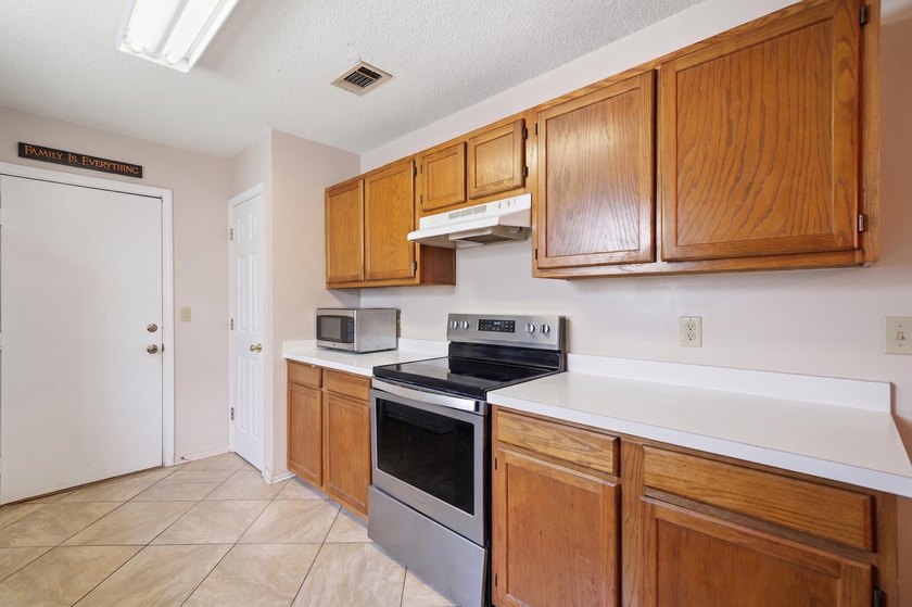This home qualifies for 100% financing with a PATH product! - photo 4