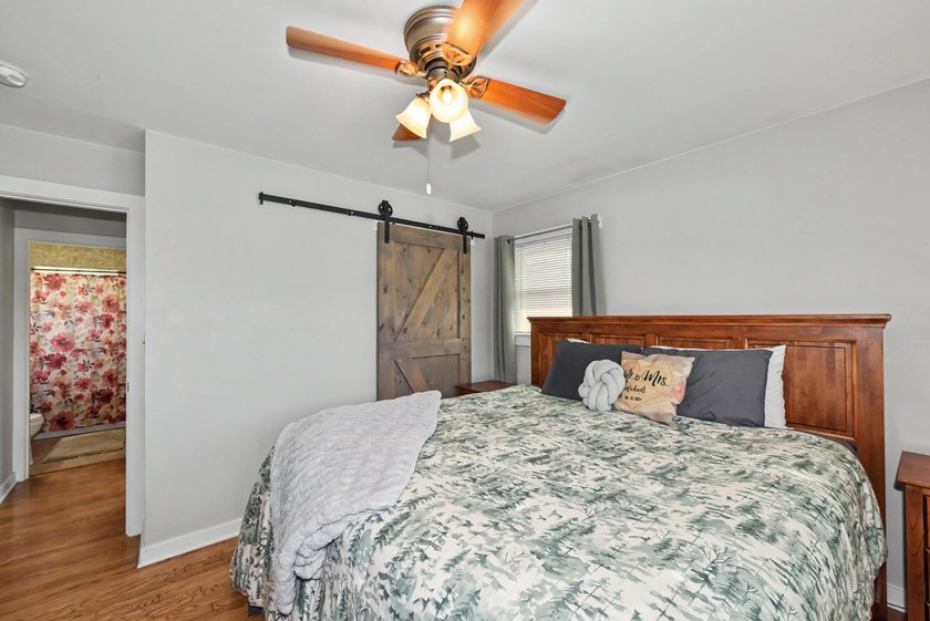 Charming ranch house with all of those special features you're - photo 14