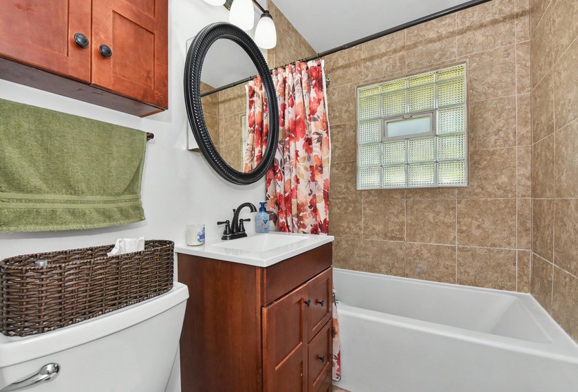 Charming ranch house with all of those special features you're - photo 17