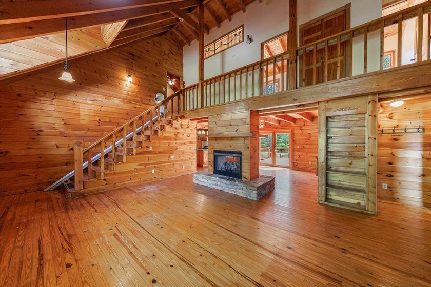 Reduced to sell quickly...motivated seller, call listing agent - photo 21