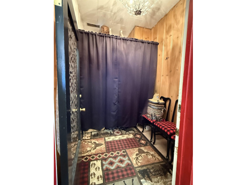 Established turnkey retail business opportunity in the heart of - photo 38