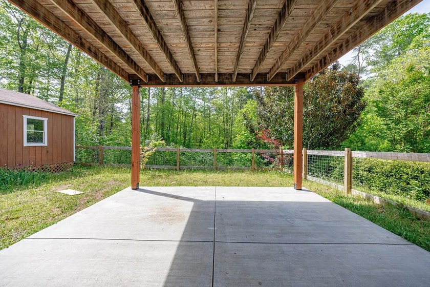 Reduced to sell quickly...motivated seller, call listing agent - photo 46