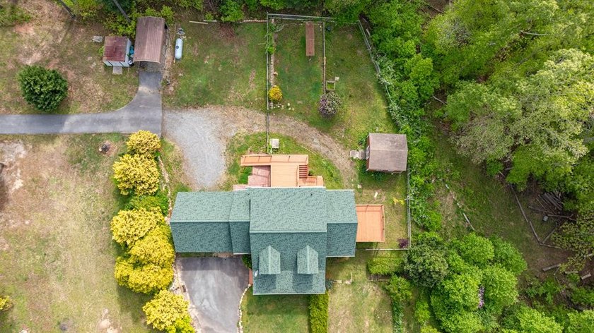 Reduced to sell quickly...motivated seller, call listing agent - photo 57