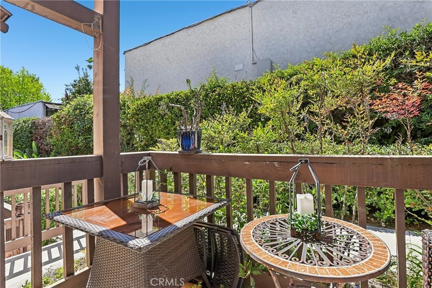 HEATED FLOORS -STAINLESS APPLIANCES INCLUDED - TURN-KEY READY - - photo 20