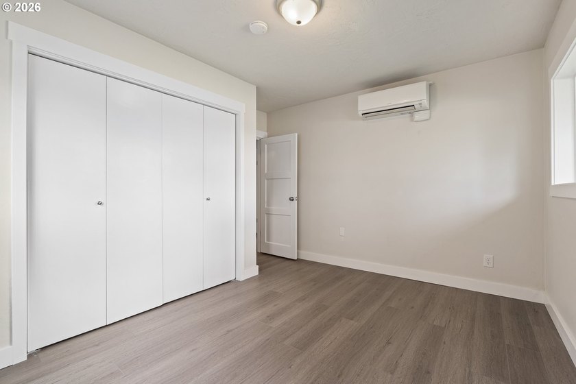 Lovingly cared for home is now available. Property has been - photo 11