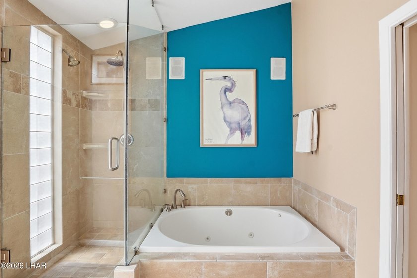 Frank Lloyd Wright-inspired, architect-designed home offering - photo 19