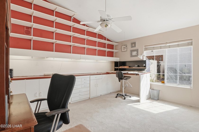 Frank Lloyd Wright-inspired, architect-designed home offering - photo 23