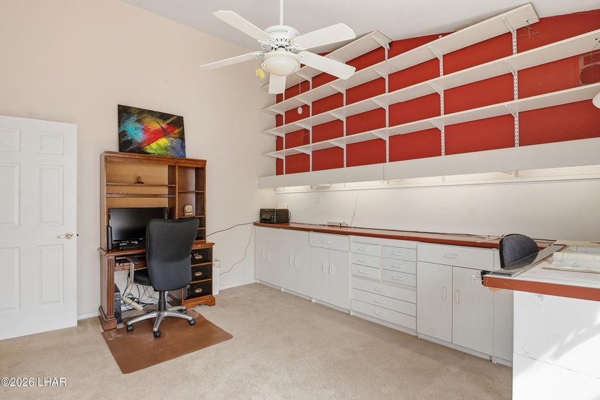 Frank Lloyd Wright-inspired, architect-designed home offering - photo 24
