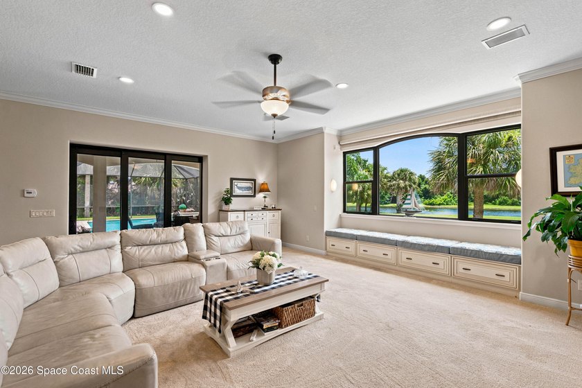 This Gorgeous Custom Built Lakefront Home on a 3.3 Acre Estate - photo 44