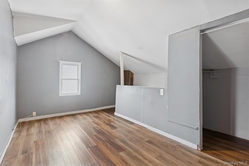 Welcome to 14 Tilrose Ave in Oceanside, New York-a spacious - photo 19