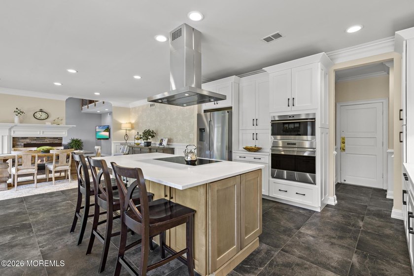 Set on 4.66 serene, private acres with a beautifully landscaped - photo 19