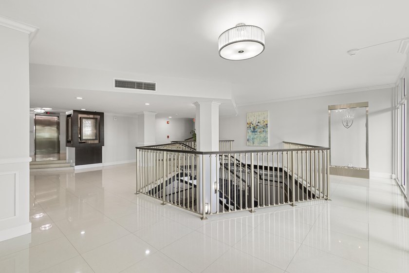 Welcome to Paradise! Turnkey furnished condo with spectacular - photo 33