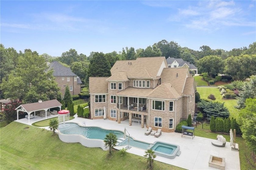 Exceptional opportunity in The Manor Golf &amp; Country Club - photo 4