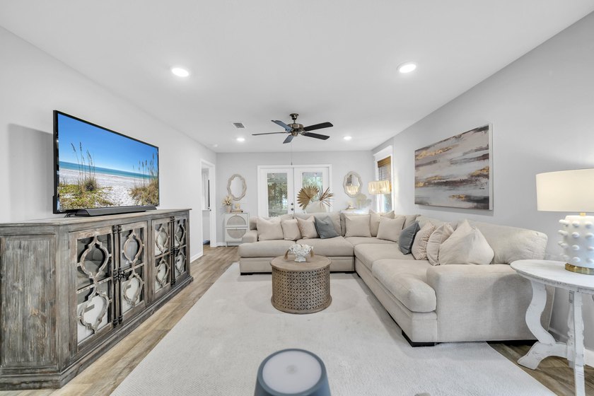 Welcome to 605 Earl Godwin Road in the sought-after Crescent - photo 4