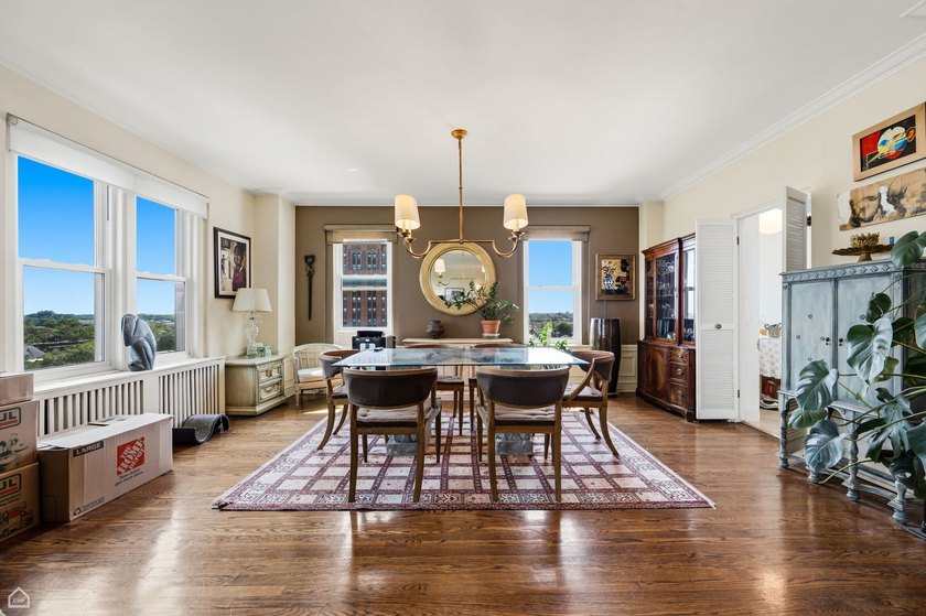 Rare 3-Bedroom Co-op in the Historic Coastland with Lake Views - photo 10