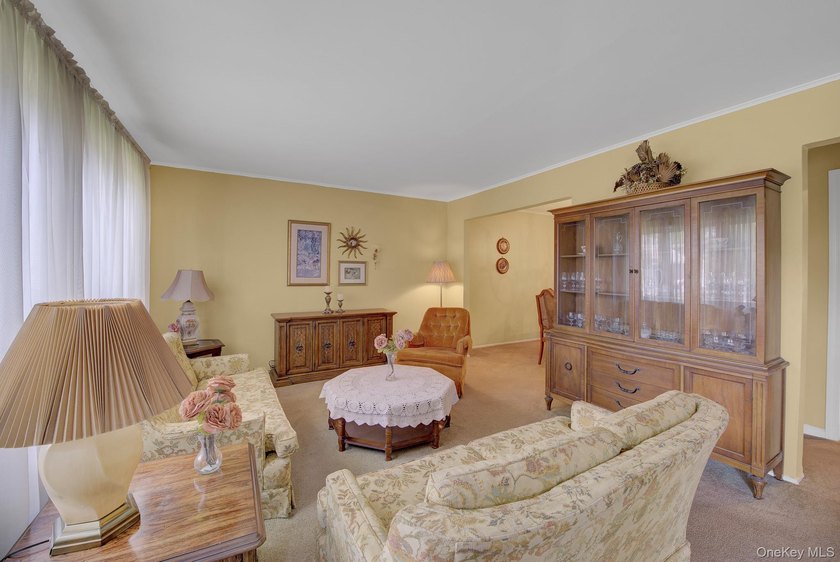 It's Available, It's Spacious &amp; It's Awesome *** Welcome To This - photo 3
