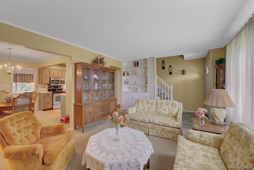 It's Available, It's Spacious &amp; It's Awesome *** Welcome To This - photo 4