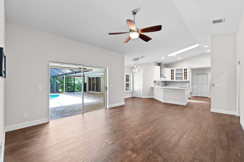 Welcome to this spacious single-story pool home in the - photo 18