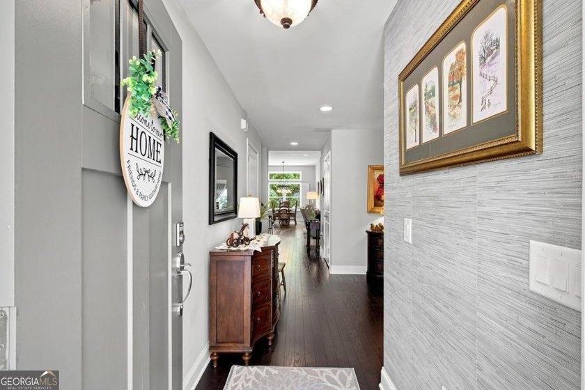 Welcome home to this immaculate, craftsman-style ranch home in - photo 4