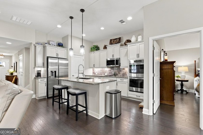 Welcome home to this immaculate, craftsman-style ranch home in - photo 9