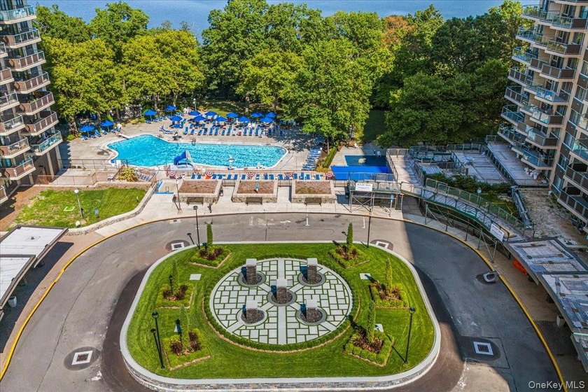 Discover exceptional living at the pet-friendly Americana at the - photo 36