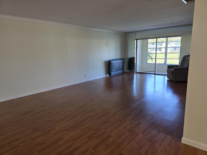 THIS IS PHASE B &amp; A SMALL DOG ALLOWED. THIS SPACIOUS VILLA HAS - photo 15