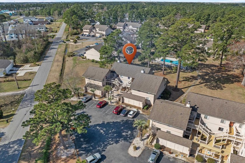 Welcome to this beautifully updated 2-bed/1-bath condo in - photo 2