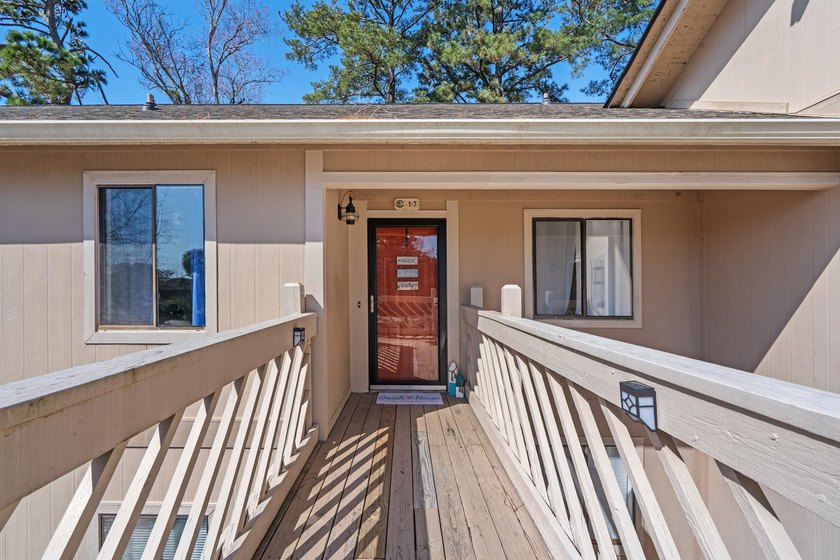 Welcome to this beautifully updated 2-bed/1-bath condo in - photo 3