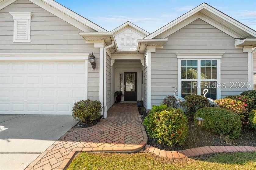DRASTIC PRICE IMPROVEMENT! Need space? This stunning Vernon Hill - photo 4