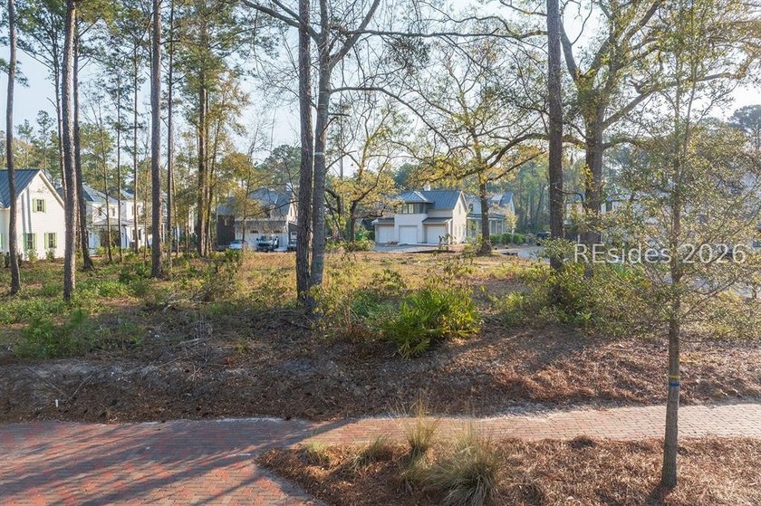 Tucked within the natural beauty of Moreland Forest, this 0.29 - photo 8