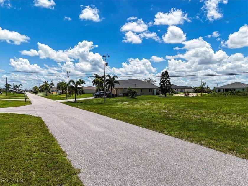 LOCATION, LOCATION, LOCATION! Build your dream home in this - photo 4