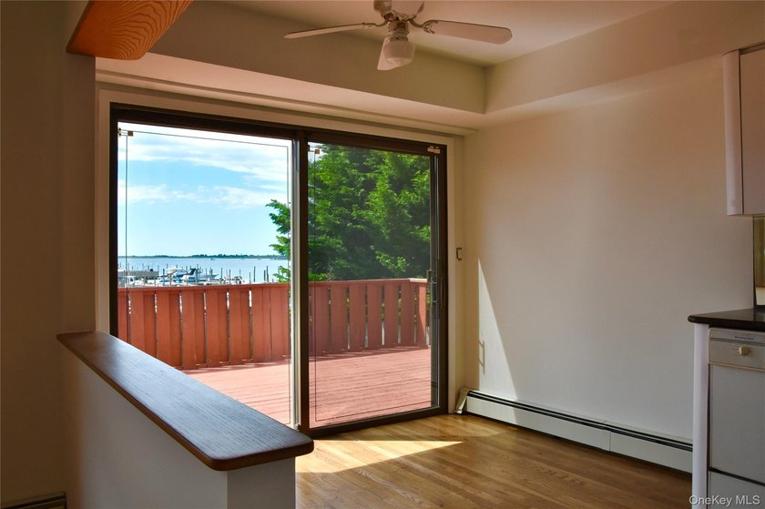 This beautiful waterfront home is truly a sea lover's dream. It - photo 6