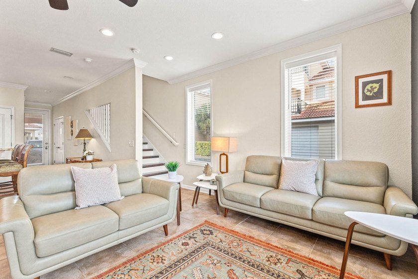 Elevate your lifestyle and investment portfolio with this - photo 7