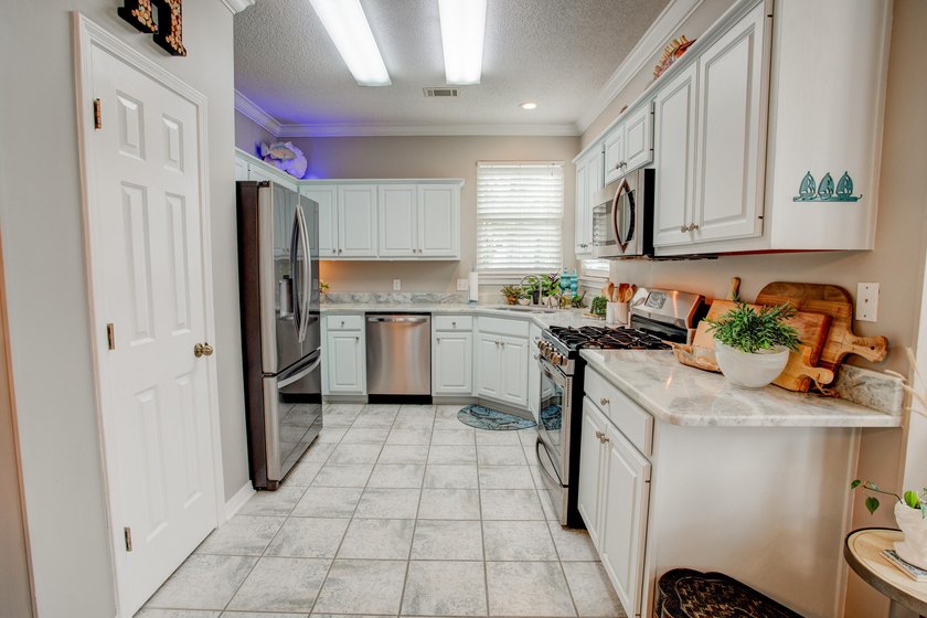 Experience the best of coastal living at 1188 N Bayshore Drive - photo 9