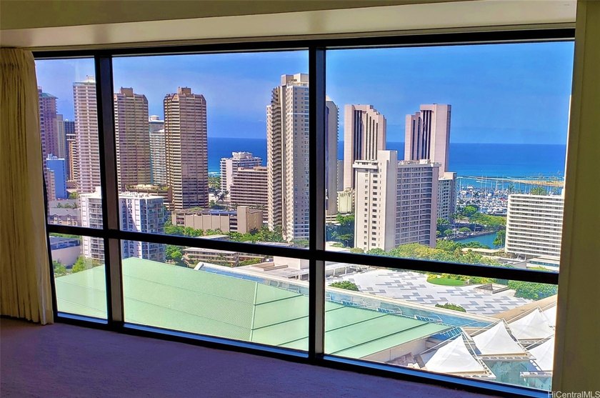 Spacious 29th-Floor 2BR/2BA Live-Work Residence | Ocean, Diamond - photo 5