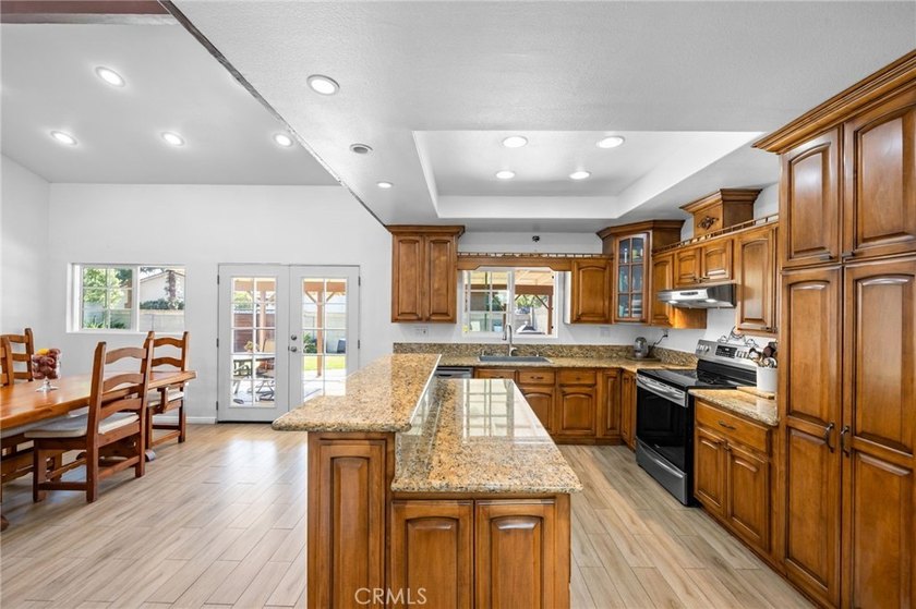 Welcome to 1099 Salinas Ave, a beautifully maintained - photo 10