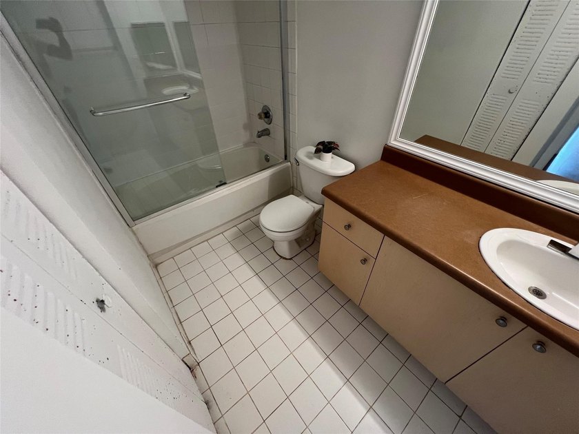 NO RESTRICTIONS...HUGE 3 BEDROOMS 2 BATHS..E SEE IT NOW...ALL - photo 14
