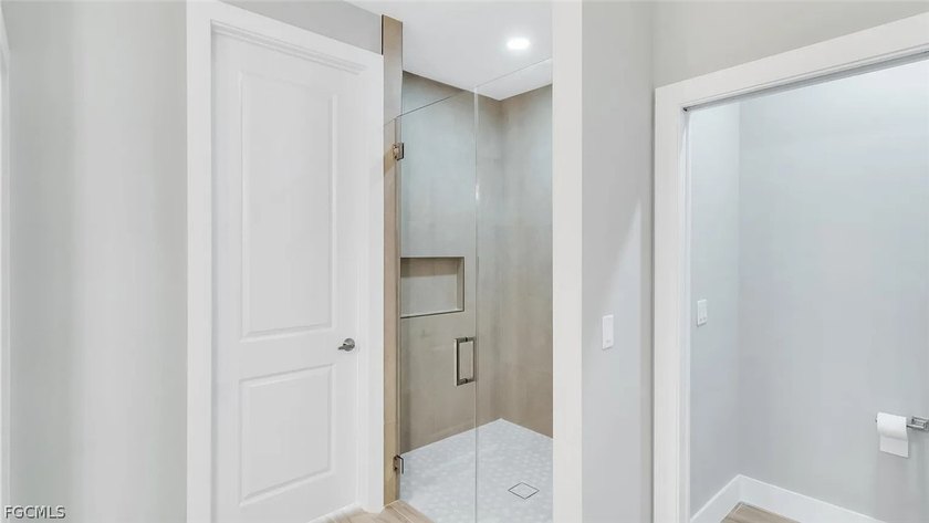 Immaculate Single-Story Home with Updated Features in NW Cape - photo 9