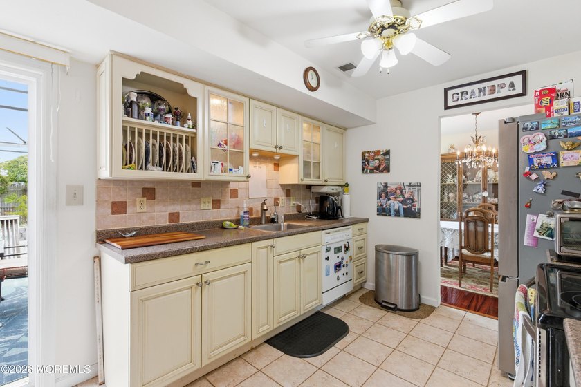 Welcome to 785 Pine Shore Rd, a spacious 4-bedroom, 2.5-bath - photo 13