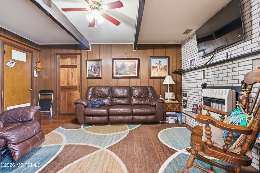 Welcome to 785 Pine Shore Rd, a spacious 4-bedroom, 2.5-bath - photo 15